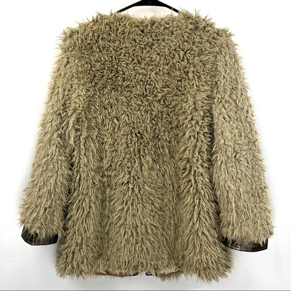 Coco + Carmen Faux Fur Jacket‎  Women's - Size S/M - Picture 2 of 5